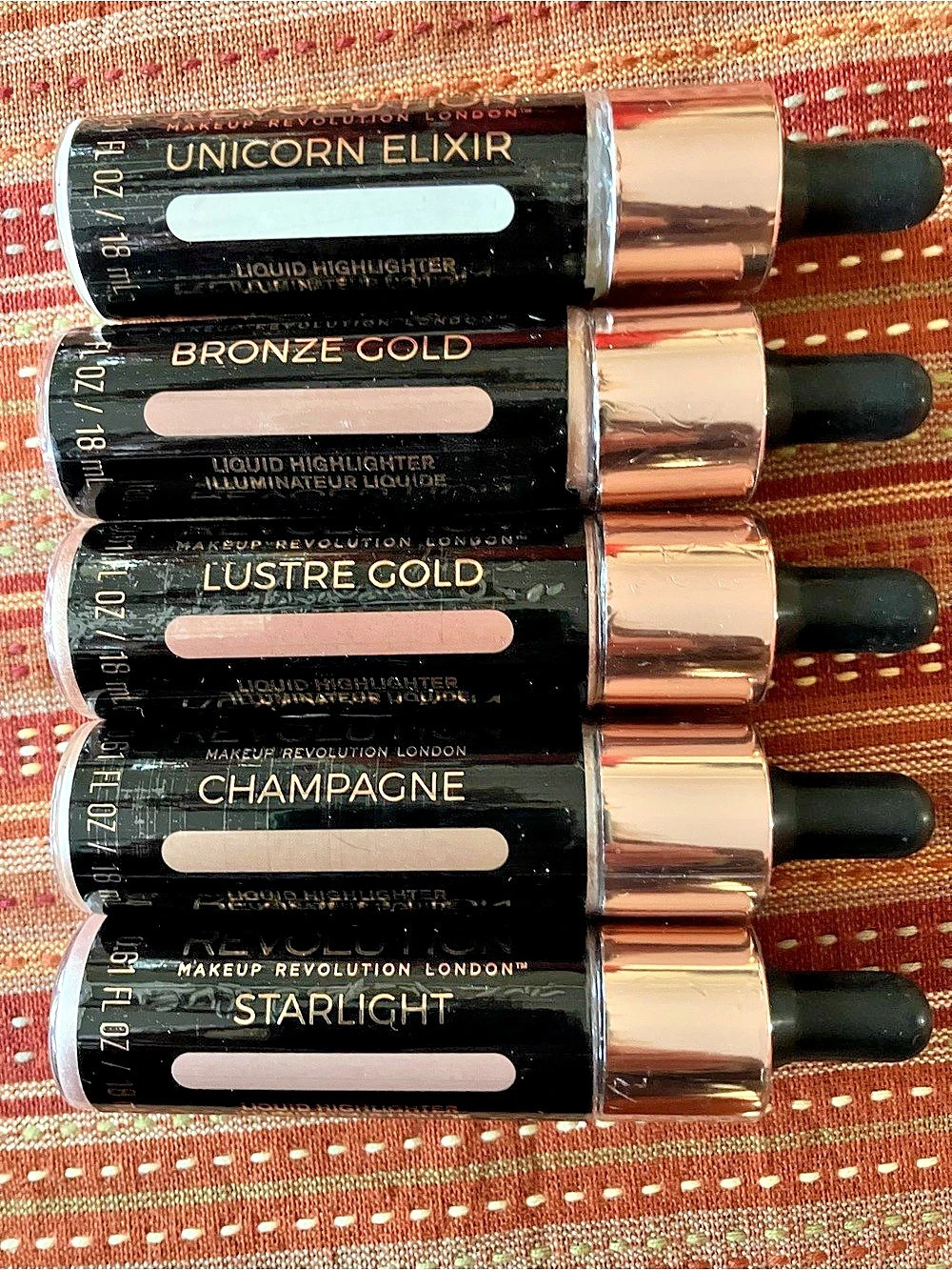 Set of 21 Makeup Revolution London Liquid Highlighters